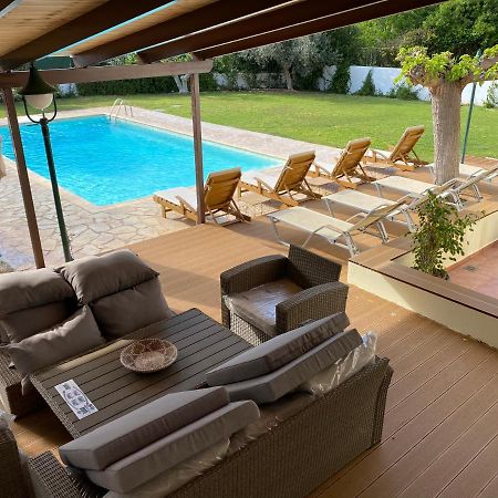 Relaxing Villa With Swimming Pool And Garden Agios Georgios  Exteriér fotografie